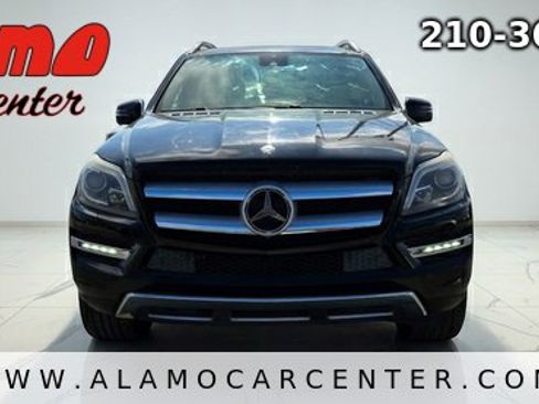 Used 2014 Mercedes-Benz GL 450 4MATIC w/ Lighting Package image 8