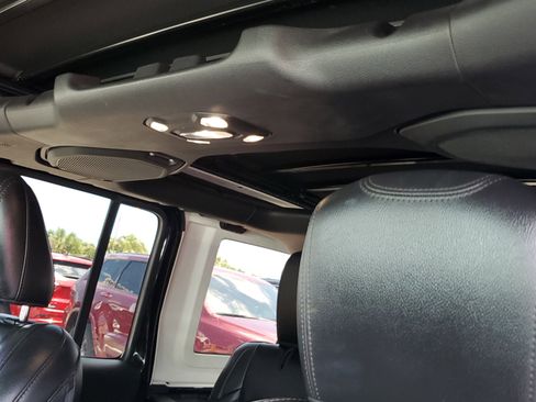 Used 2021 Jeep Wrangler Unlimited Sahara image 21