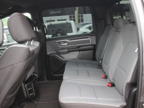 Used 2023 RAM 1500 Big Horn AWD/4WD image 24