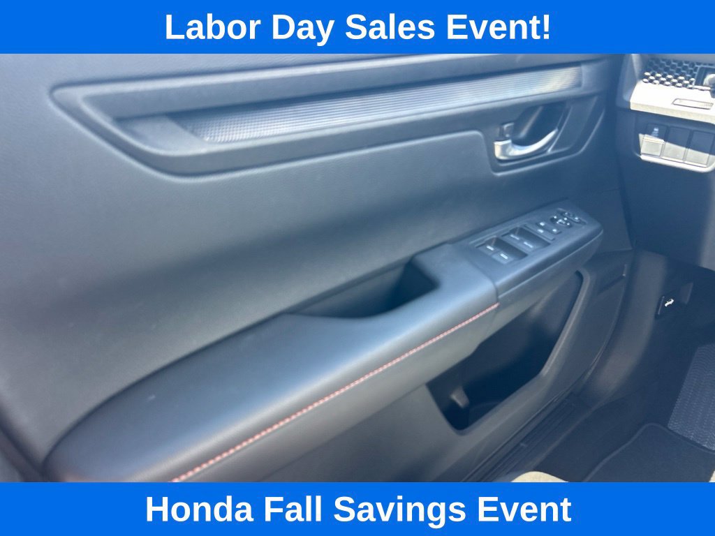 Used 2025 Honda CR-V Sport image 18