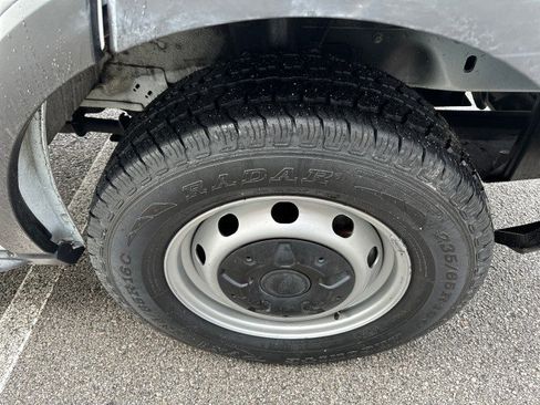 Used 2018 Ford Transit 250 130 Low Roof image 14