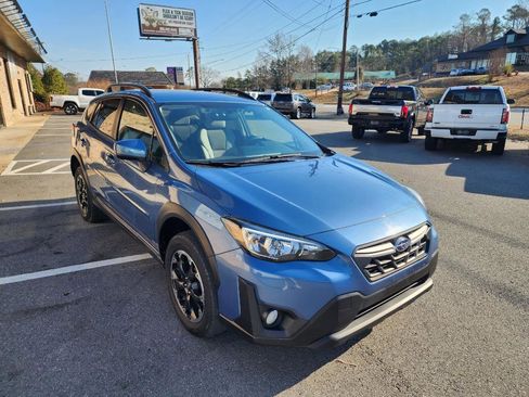 Used 2022 Subaru Crosstrek 2.0i Premium image 7