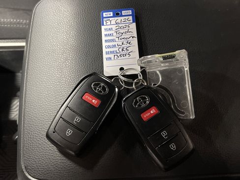 Used 2025 Toyota Tacoma SR5 image 26