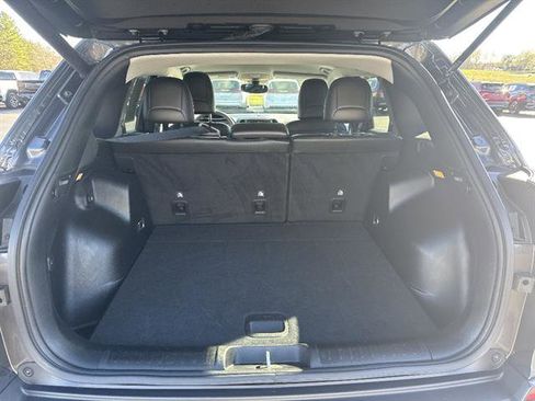 Used 2022 Jeep Cherokee Latitude Lux image 6