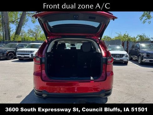 Used 2024 MAZDA CX-90 3.3 Turbo w/ Preferred Plus AWD/4WD image 13