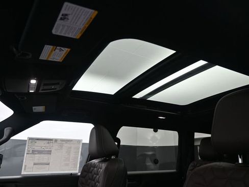 New 2026 Nissan Armada Platinum Reserve image 10