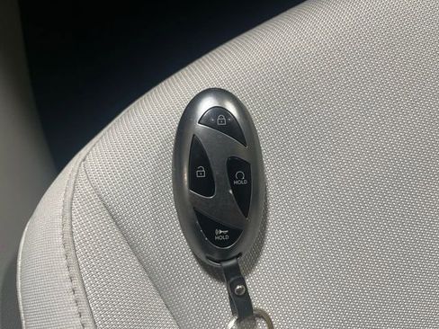 Used 2025 Hyundai Kona SE AWD/4WD image 20