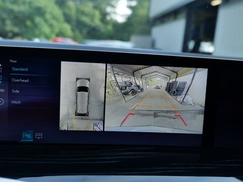 Used 2025 Cadillac Escalade Sport image 20