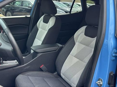 Used 2024 Chevrolet Trax RS FWD image 10