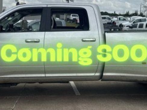 Used 2018 RAM 3500 Laramie image 3