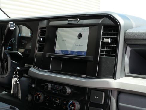 New 2026 Ford F250 XL AWD/4WD image 18