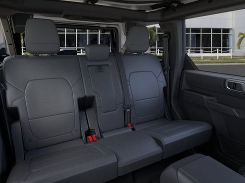 New 2026 Ford Bronco Outer Banks AWD/4WD image 11