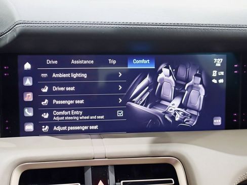 Used 2020 Porsche Taycan Turbo image 27