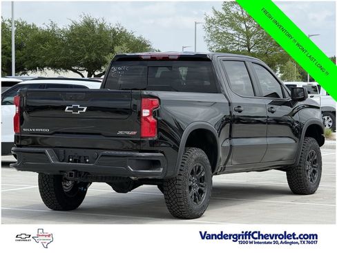 New 2026 Chevrolet Silverado 1500 ZR2 AWD/4WD image 4