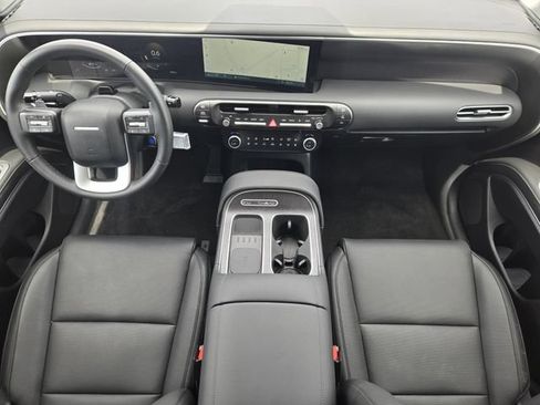 Certified 2026 Hyundai Palisade Limited AWD/4WD image 19