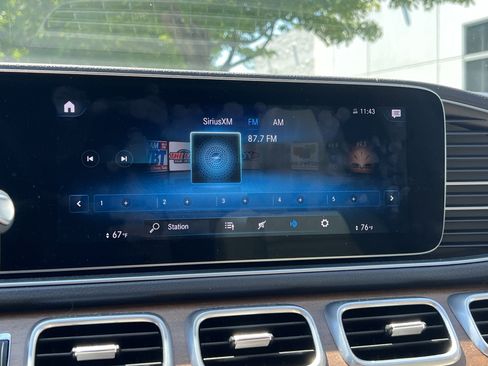Certified 2020 Mercedes-Benz GLE 450 4MATIC image 24