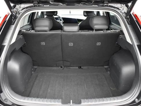 Used 2023 Kia Niro Wind w/ Wind Preserve Package image 18