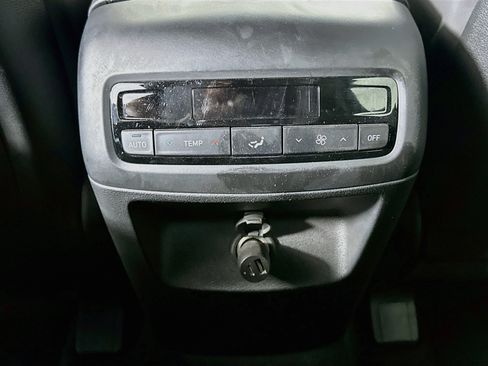 Used 2025 Hyundai Palisade SEL FWD image 28