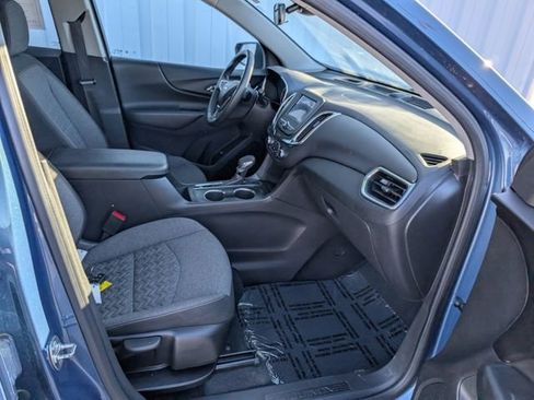 Used 2024 Chevrolet Equinox LT image 31