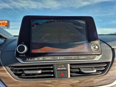 Used 2023 Nissan Altima 2.5 SV image 24