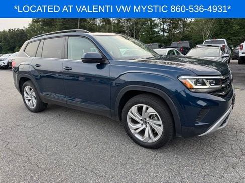 Used 2023 Volkswagen Atlas SE w/ Panoramic Sunroof Package AWD/4WD image 3