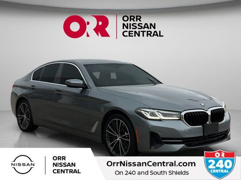 Used 2021 BMW 530i w/ Convenience Package RWD image 3