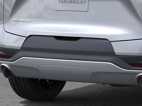 New 2026 Chevrolet Blazer LT w/ Convenience Package FWD image 38