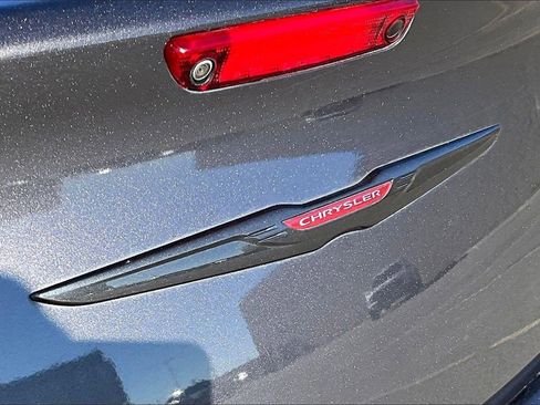 Used 2023 Chrysler 300 S image 31