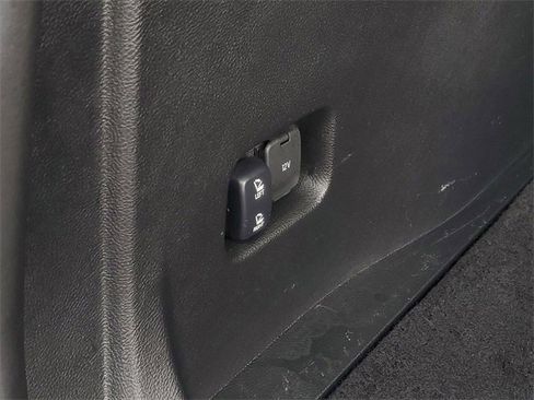 Certified 2024 Ford Edge SEL w/ Convenience Package image 9