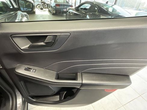 Used 2022 Ford Escape SE w/ Cold Weather Package image 14