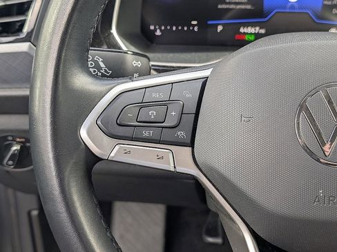 Used 2024 Volkswagen Jetta SE FWD image 19