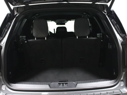 Used 2025 Ford Explorer ST-Line w/ Premium Package image 15