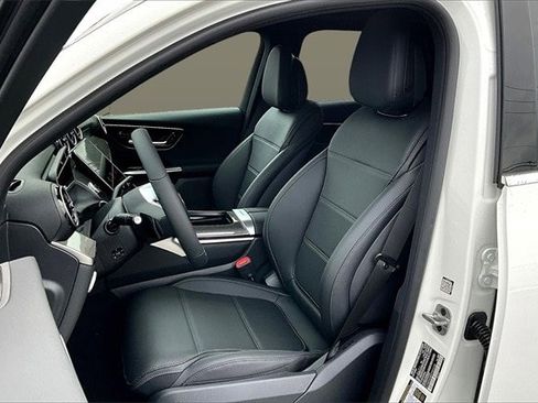 New 2026 Mercedes-Benz GLC 300 4MATIC image 12
