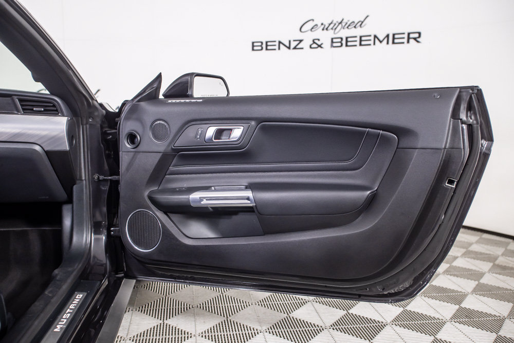 Used 2022 Ford Mustang GT Premium w/ Equipment Group 401A RWD image 22