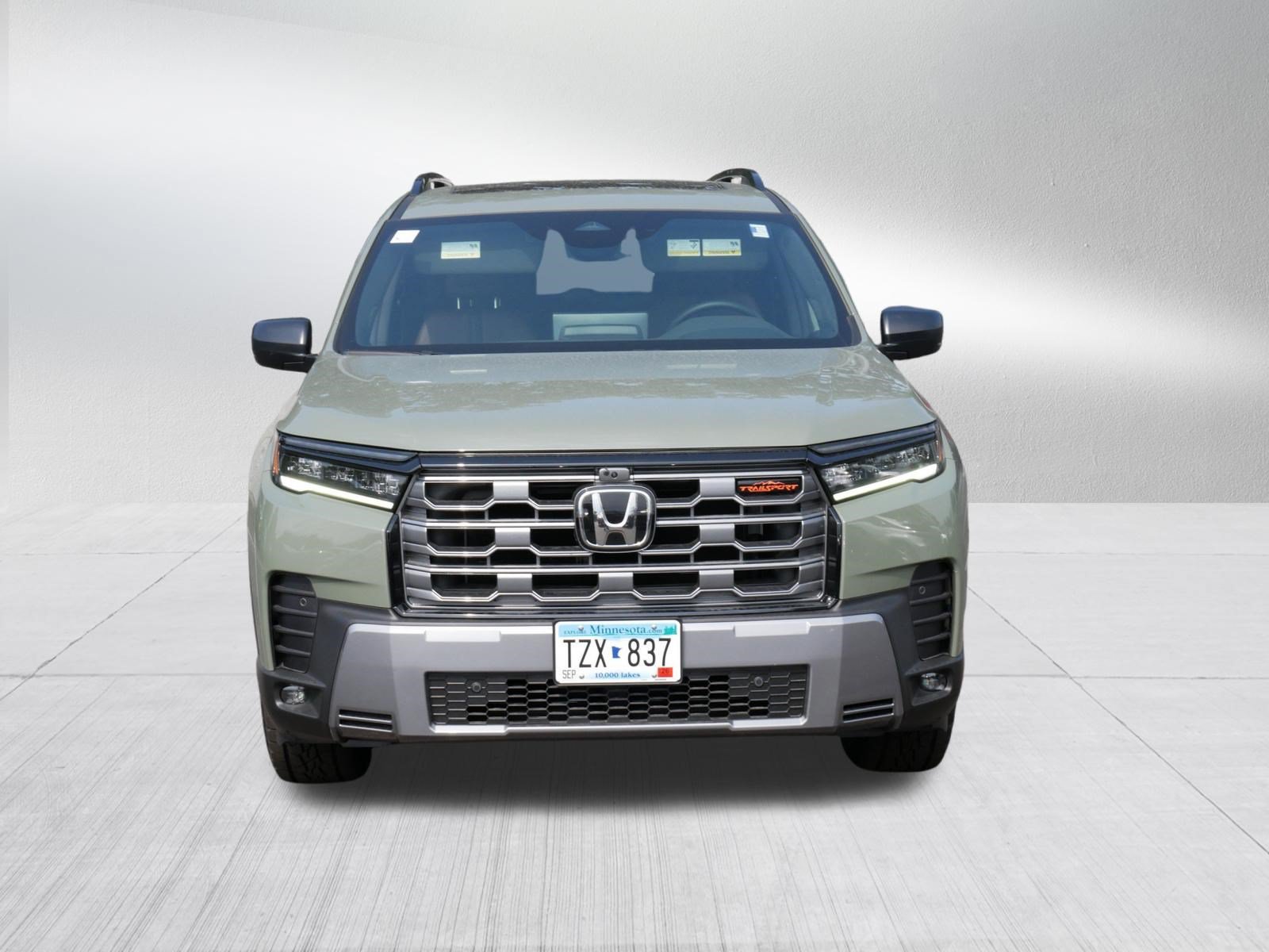 Certified 2026 Honda Pilot TrailSport image 2