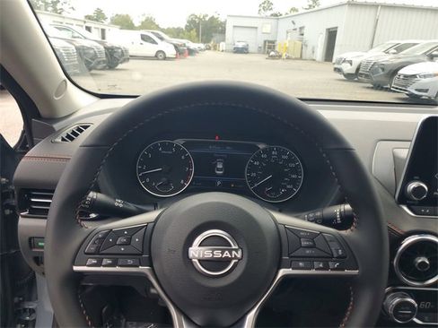 New 2025 Nissan Sentra SR w/ Trunk Package image 13