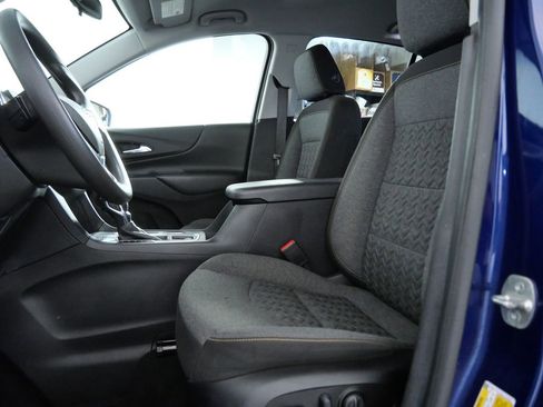 Used 2022 Chevrolet Equinox LT image 17