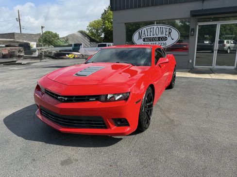 Used 2015 Chevrolet Camaro SS w/ Rear Vision Package RWD image 2
