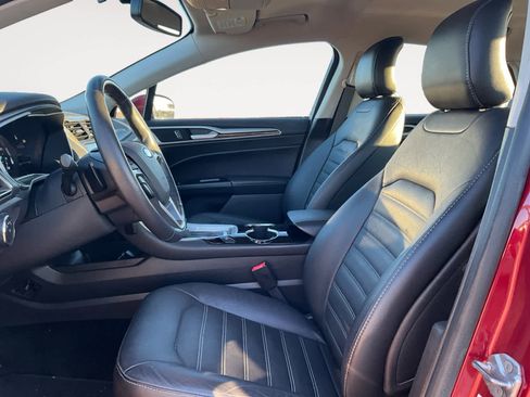 Used 2016 Ford Fusion SE w/ Equipment Group 202A image 10