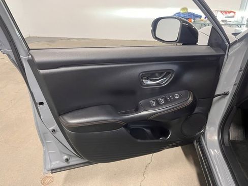 Used 2025 Honda HR-V Sport image 24