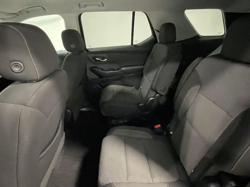 Used 2021 Chevrolet Traverse LT AWD/4WD image 19
