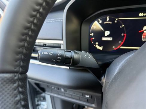 New 2026 Mitsubishi Outlander SEL image 14