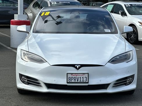 Used 2018 Tesla Model S 75D image 6