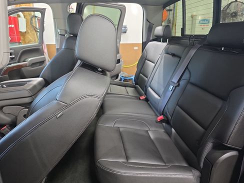 Used 2017 GMC Sierra 1500 SLT w/ Max Trailering Package AWD/4WD image 13
