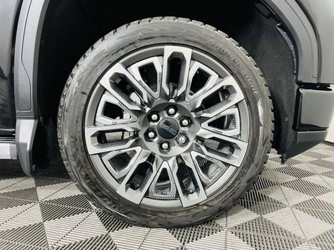 Used 2024 GMC Sierra 1500 Denali Ultimate image 7