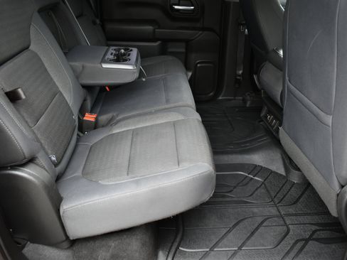 Used 2019 Chevrolet Silverado 1500 LT w/ Texas Edition image 29