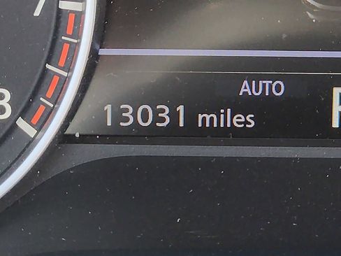 Used 2023 Nissan Pathfinder SL w/ Cargo Package image 19