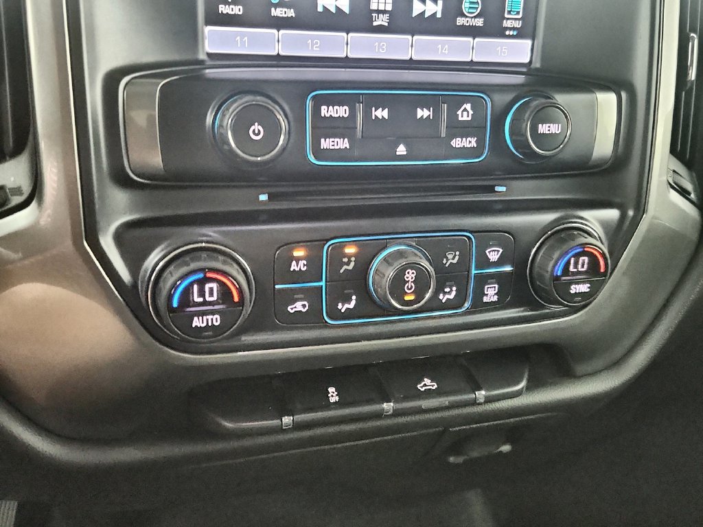 Used 2018 Chevrolet Silverado 1500 LT w/ All Star Edition AWD/4WD image 28