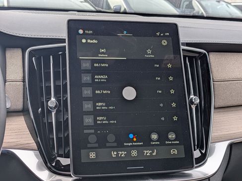 New 2026 Volvo XC90 T8 Ultra w/ Protection Package Premier image 11