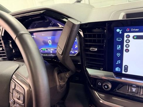 Certified 2025 Chevrolet Silverado 2500 High Country w/ Technology Package AWD/4WD image 18
